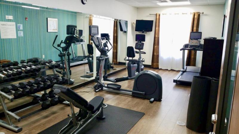 棕榈湾智选假日酒店及套房 外观 照片